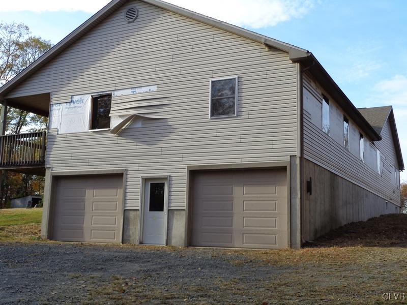 179 Heck Road Kunkletown, PA 18058 - Photo 3 of 18 Gallery Image 3