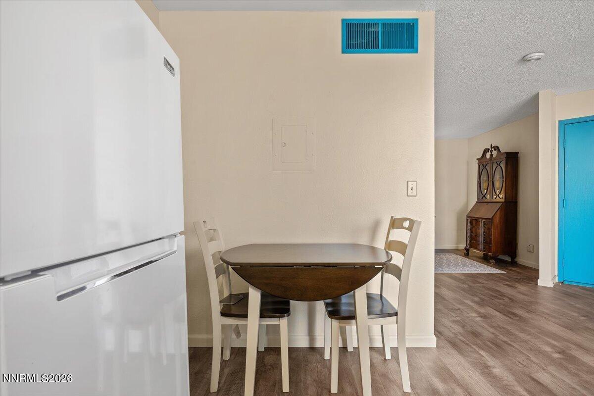 2700 Plumas Street, Unit 208 Reno, NV 89509 - Photo 10 of 24 10-2700 Plumas Unit 208 Reno NV 89509 (9