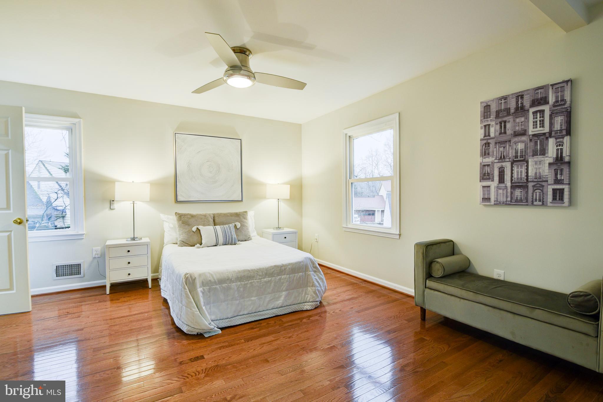 1520 Coat Ridge Road Herndon, VA 20170 - Photo 16 of 33 Relax in Your Expansive Primary Suite.