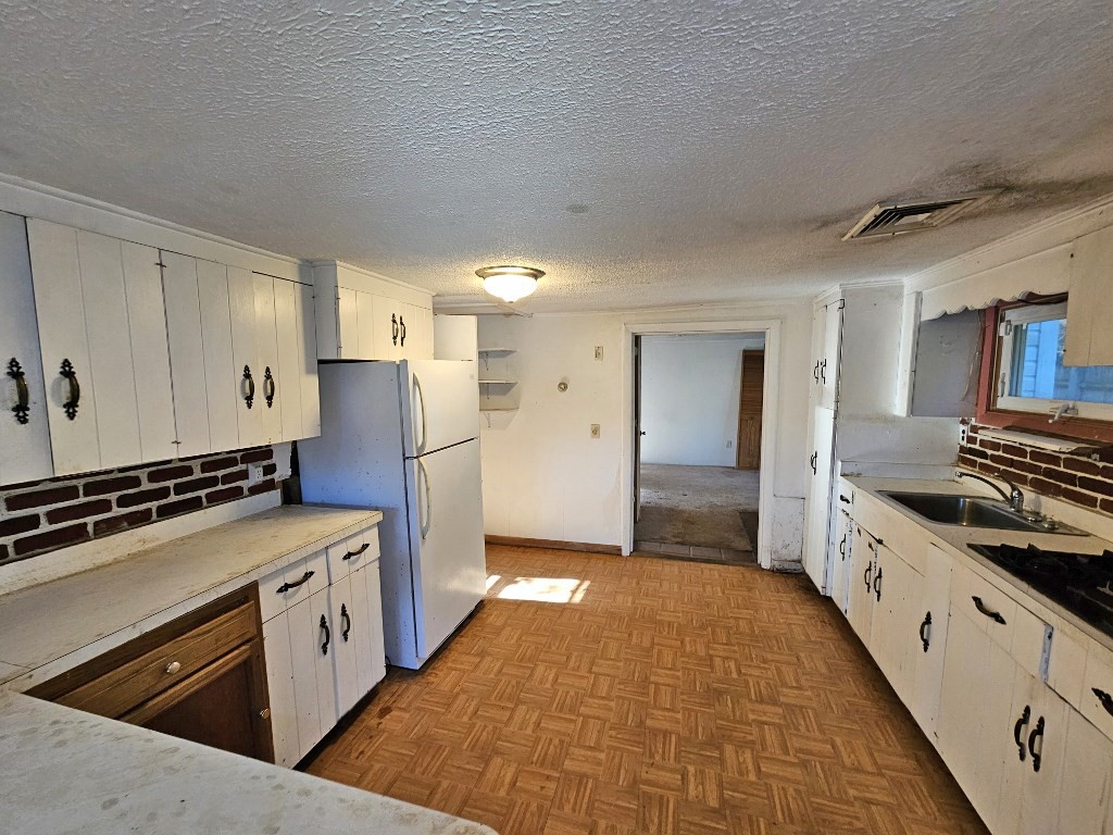 94 Clark Road Spencer, MA 01562 - Photo 17 of 17 Gallery Image 17
