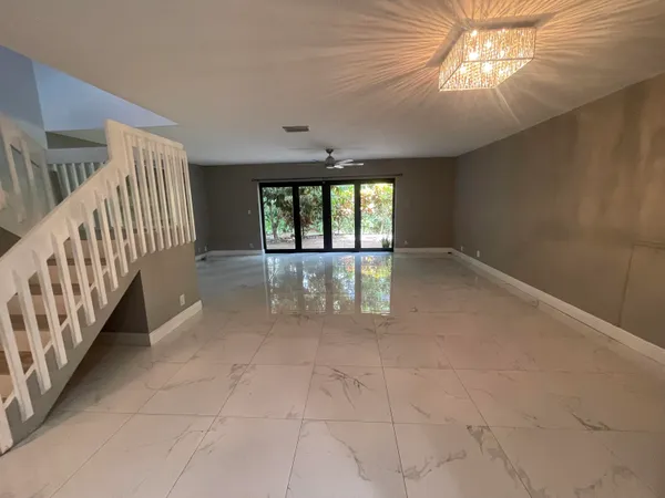 $2,850 | 3011 Northwest 48th Avenue, Coconut Creek, FL 33063