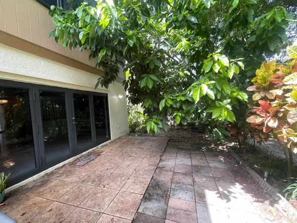 $2,850 | 3011 Northwest 48th Avenue, Coconut Creek, FL 33063