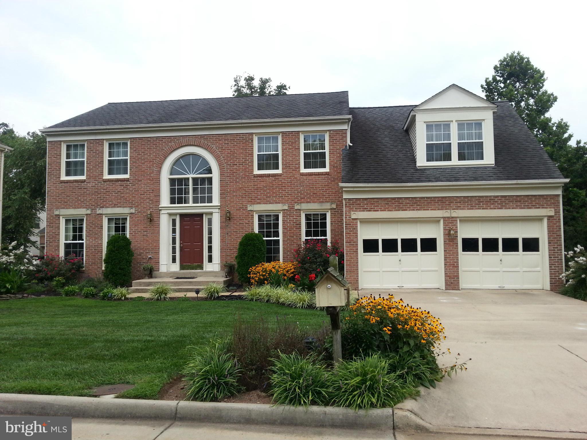 6818 Compton Heights Circle Clifton, VA 20124 - Photo 1 of 26 Exterior (Front)