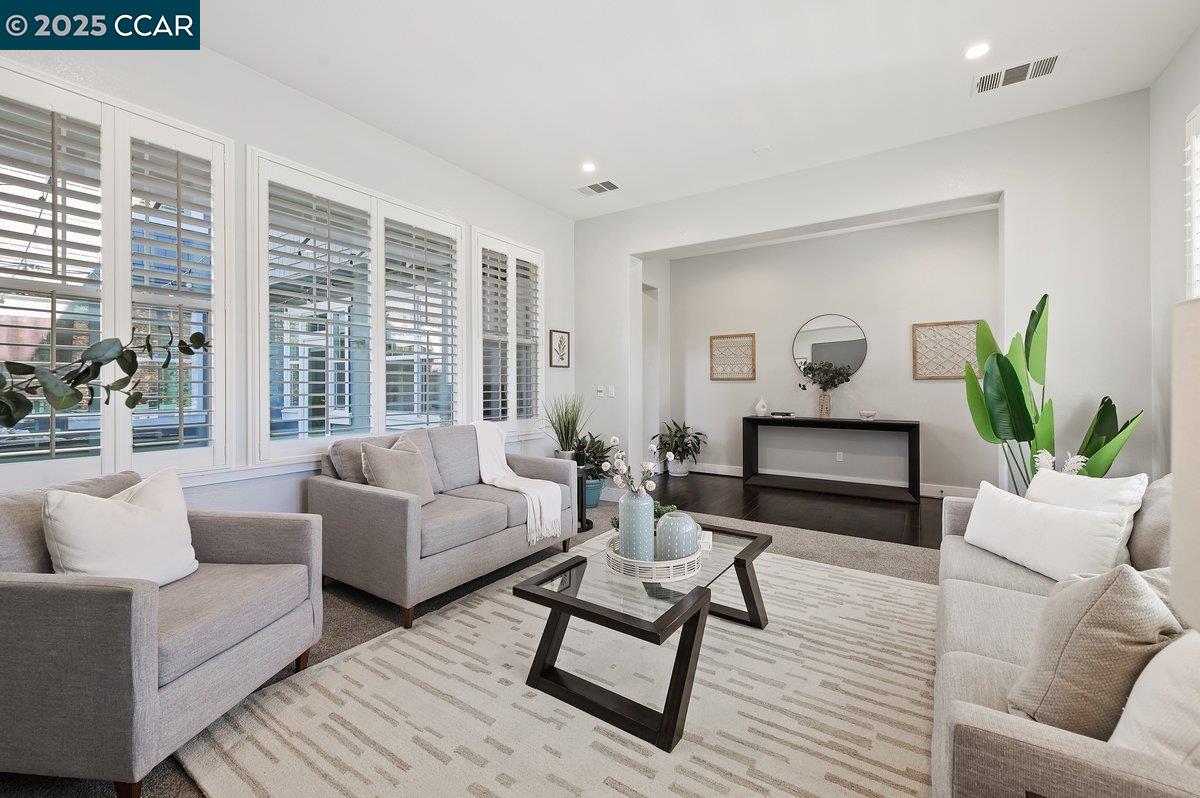 5656 Stockton Loop Livermore, CA 94550 - Photo 5 of 37