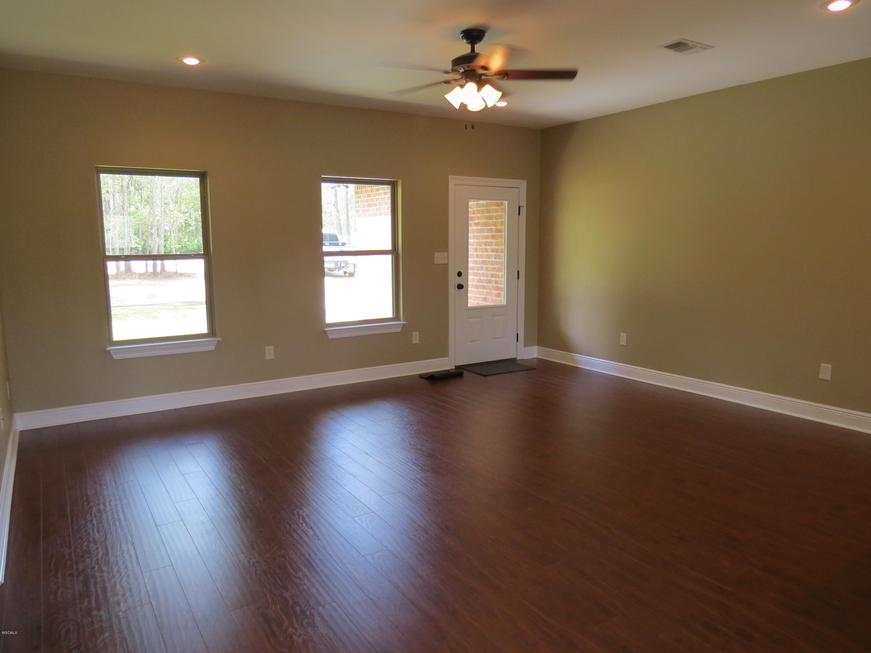 19310 Fenton Dedeaux Road Kiln, MS 39556 - Photo 3 of 32 Living Room
