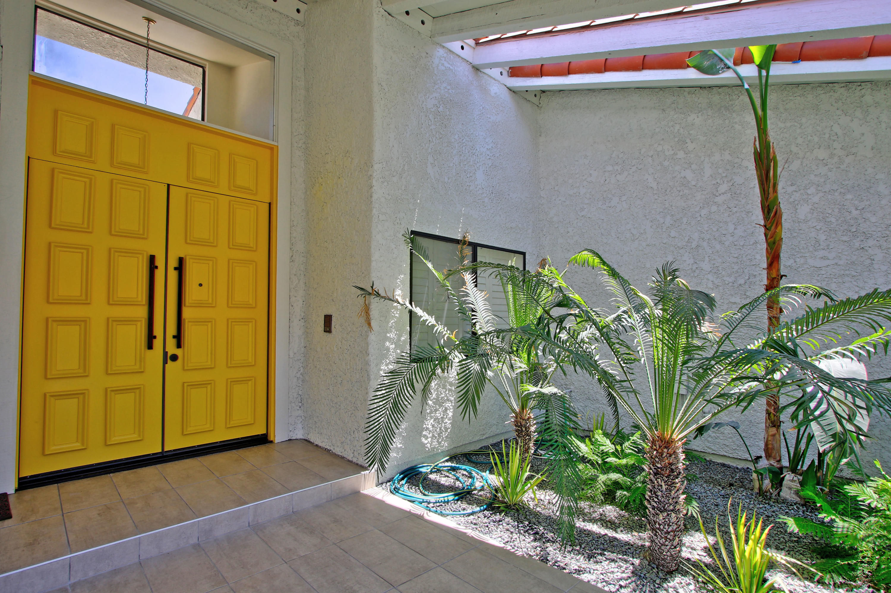87 Magdalena Drive Rancho Mirage, CA 92270 - Photo 2 of 64 aa