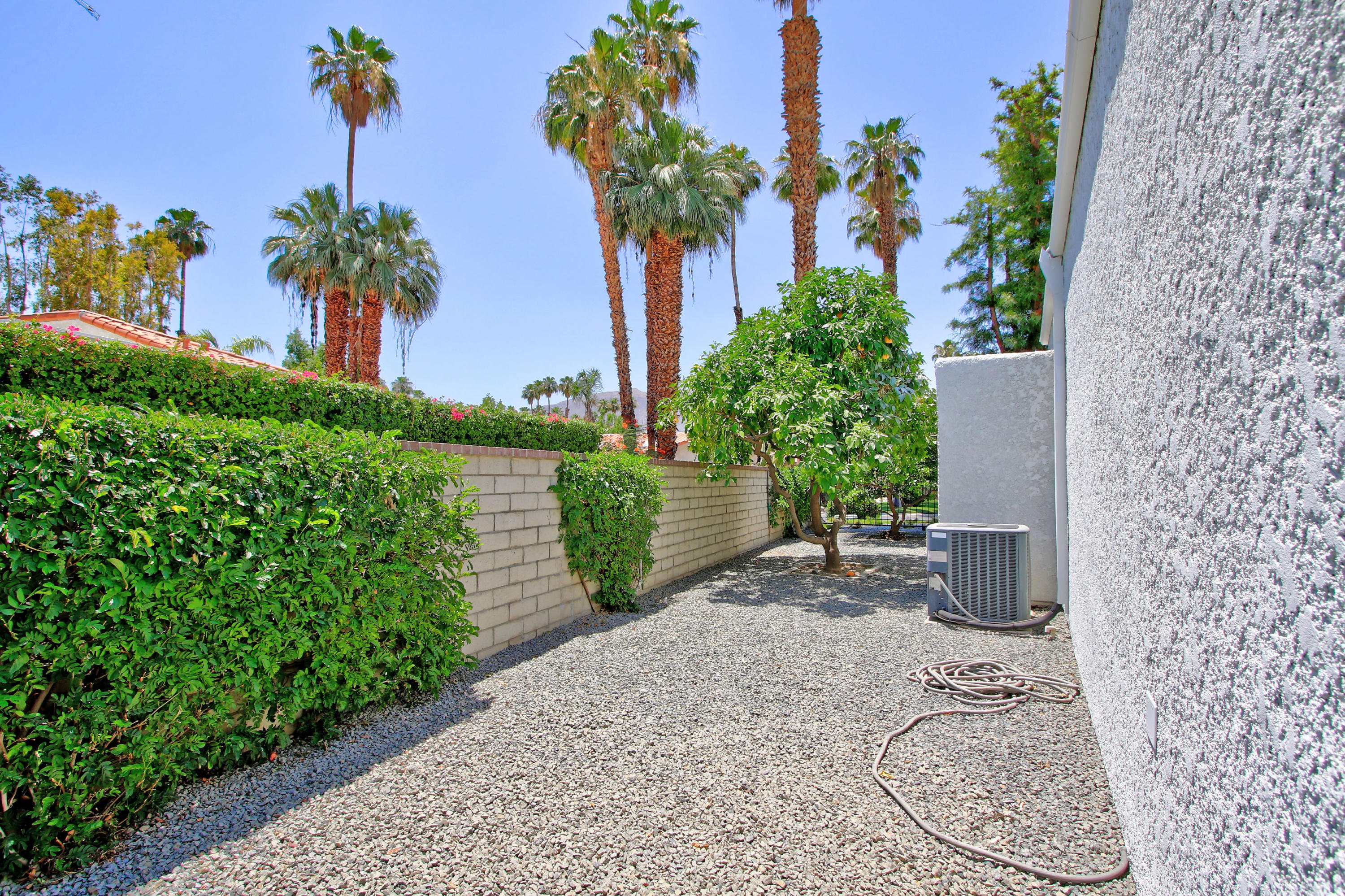 87 Magdalena Drive Rancho Mirage, CA 92270 - Photo 47 of 64 jj