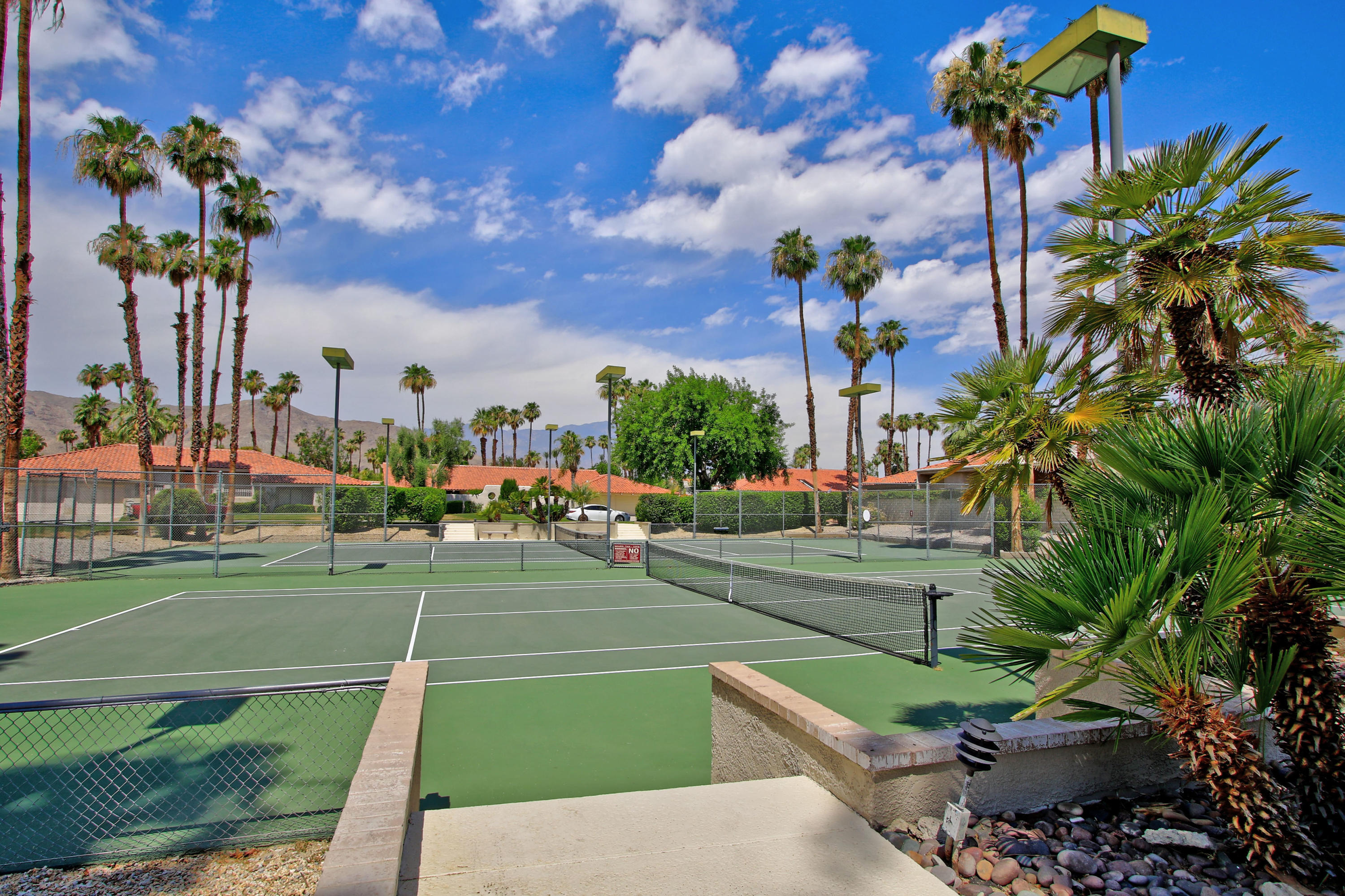87 Magdalena Drive Rancho Mirage, CA 92270 - Photo 61 of 64 x (6)