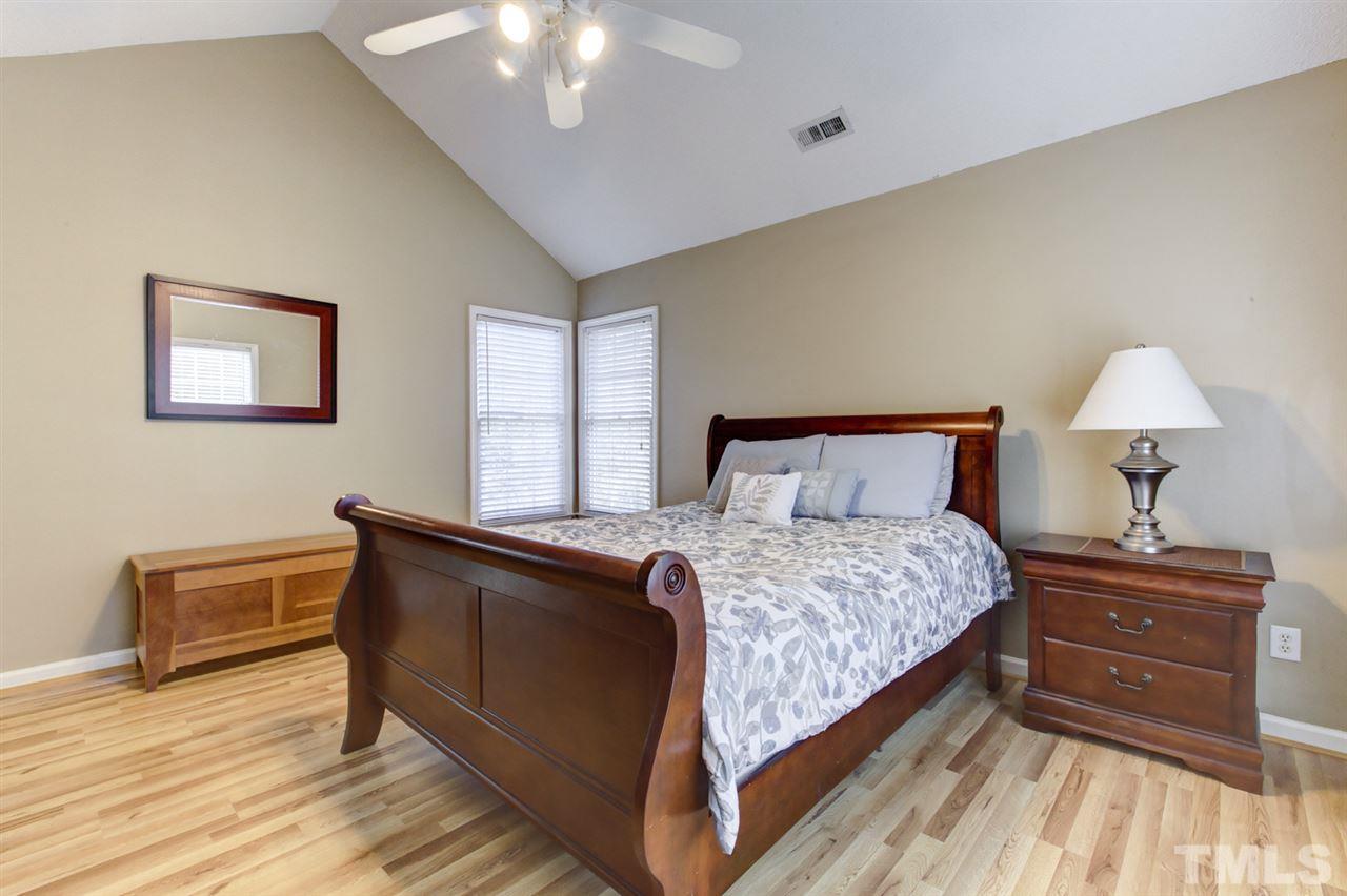 12305 Hartwick Court Raleigh, NC 27613 - Photo 13 of 30 Gallery Image 13