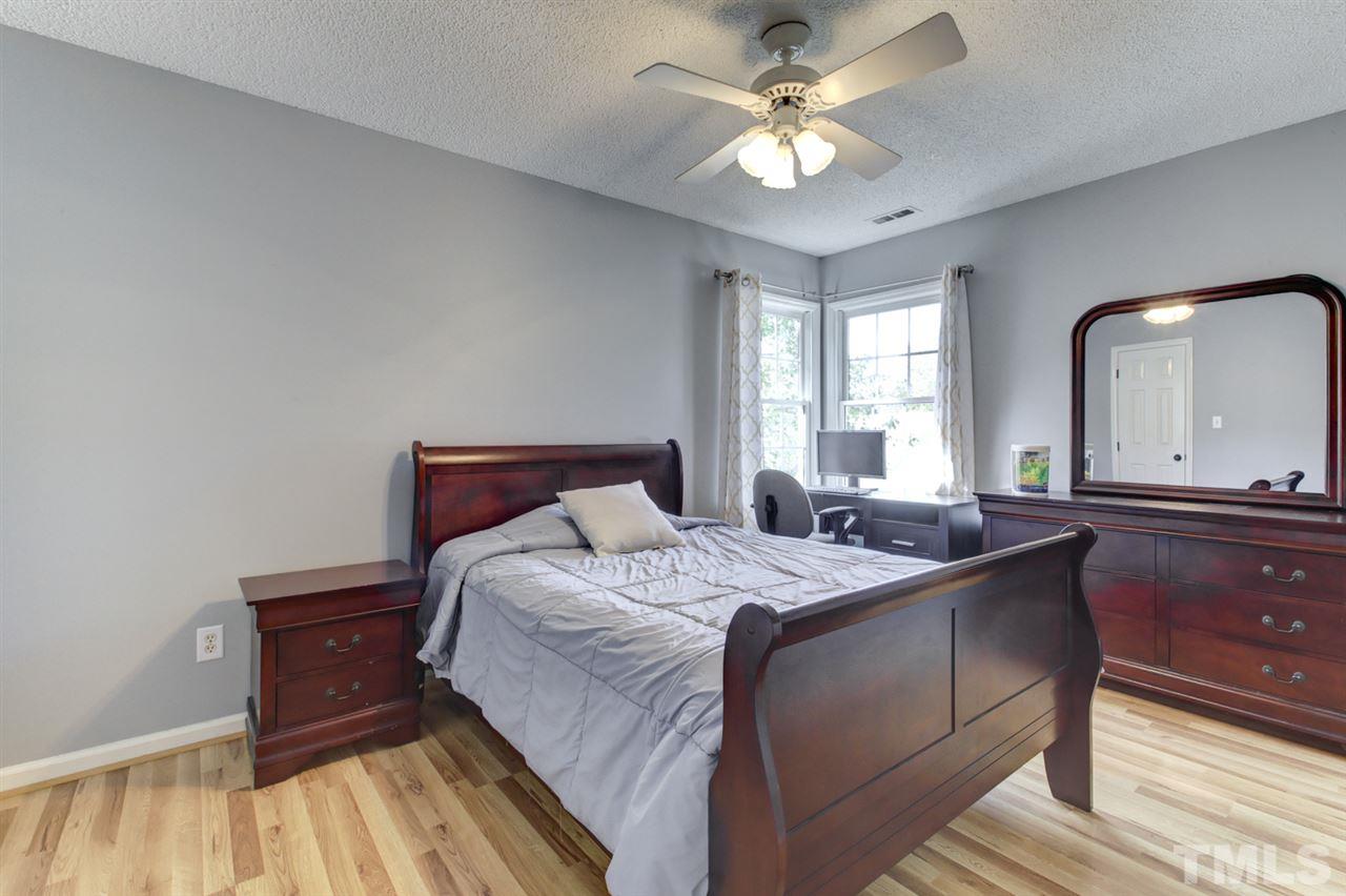12305 Hartwick Court Raleigh, NC 27613 - Photo 17 of 30 Gallery Image 17