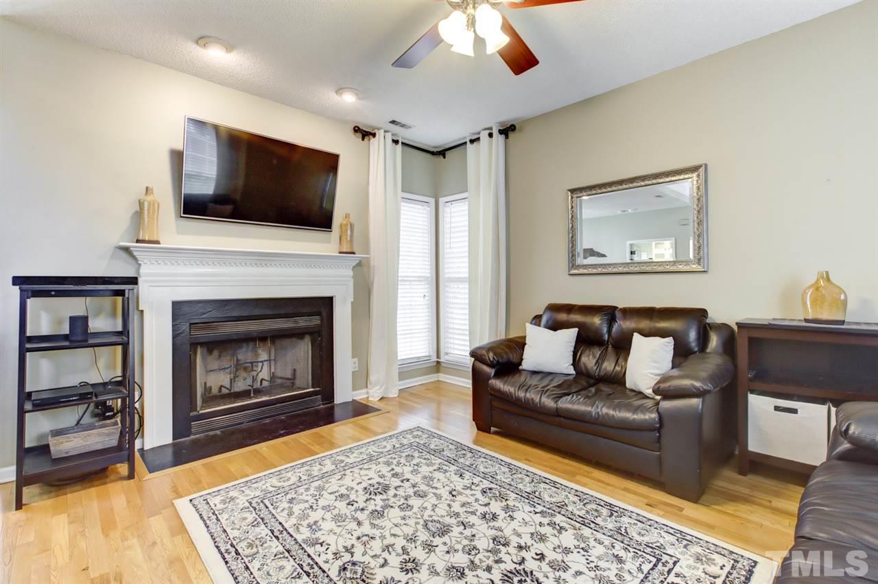 12305 Hartwick Court Raleigh, NC 27613 - Photo 4 of 30 Gallery Image 4