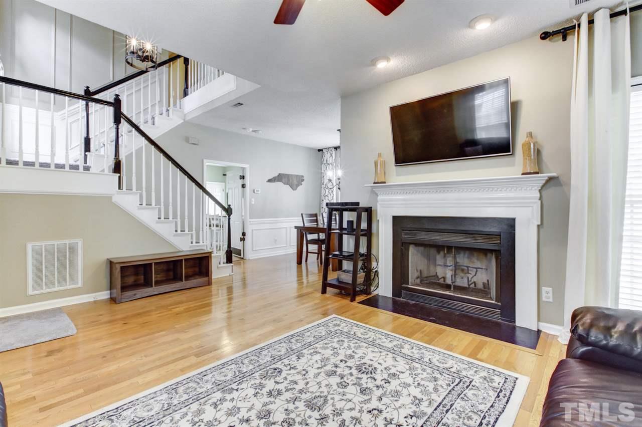 12305 Hartwick Court Raleigh, NC 27613 - Photo 5 of 30 Gallery Image 5