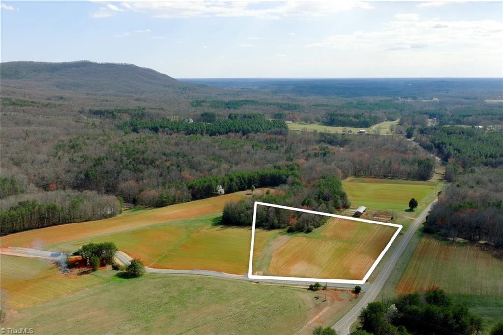 3 Old Mill Road Pinnacle, NC 27043 - Photo 5 of 22