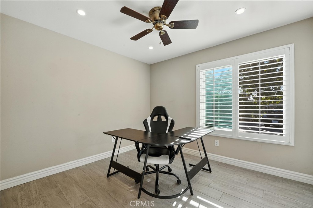 1817 Balboa Way Upland, CA 91784 - Photo 30 of 64 a workspace with furniture and a window