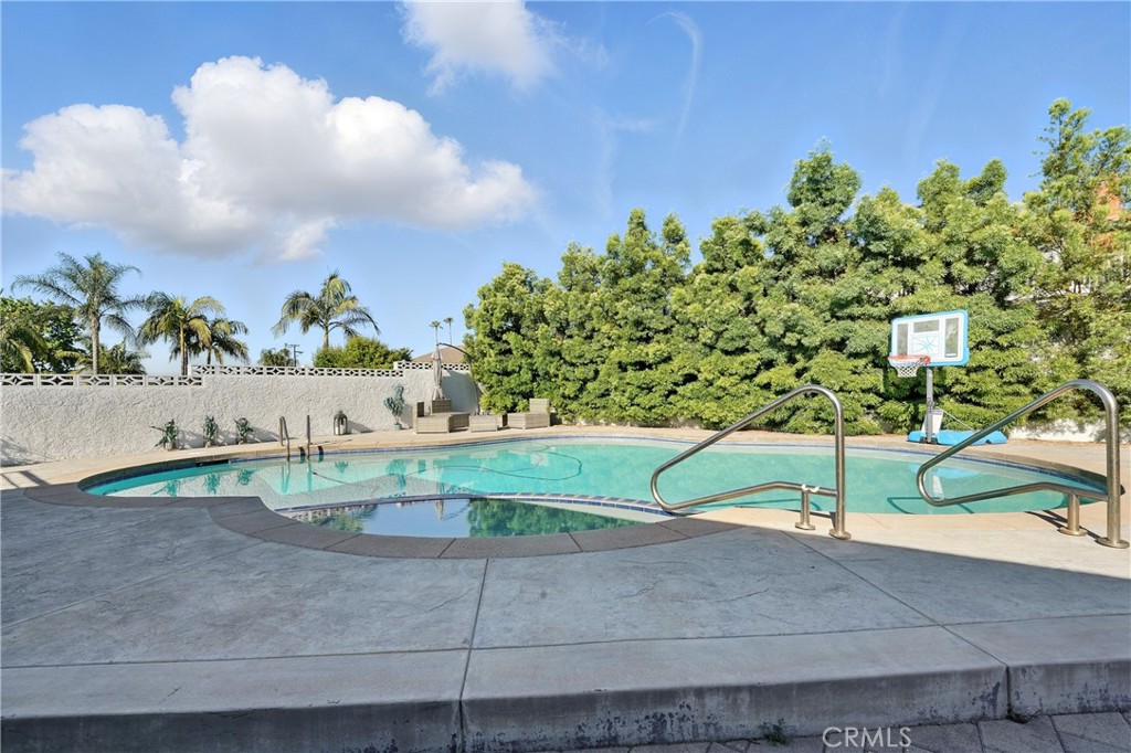 1817 Balboa Way Upland, CA 91784 - Photo 61 of 64 a view of a park