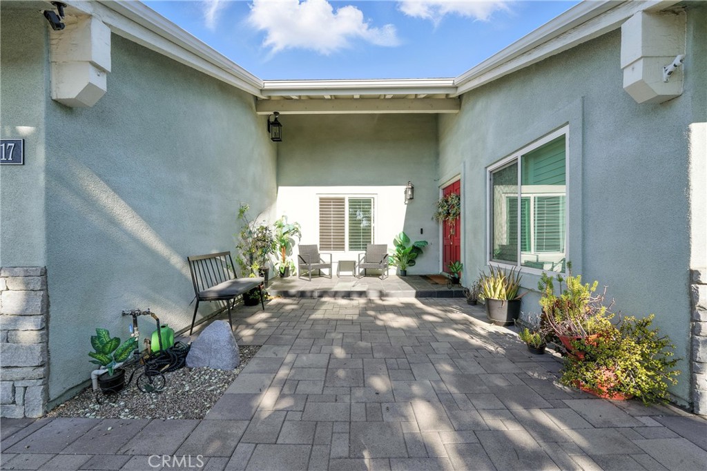 1817 Balboa Way Upland, CA 91784 - Photo 10 of 64