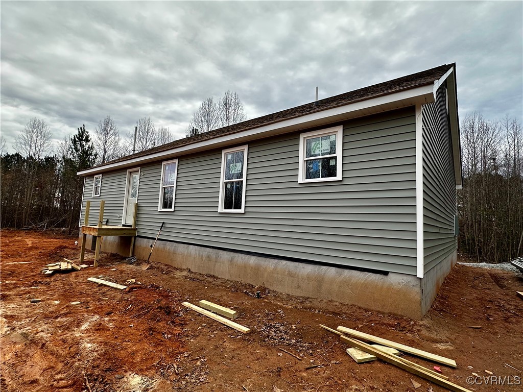 760 Columbia Road Columbia, VA 23038 - Photo 2 of 10 Gallery Image 2