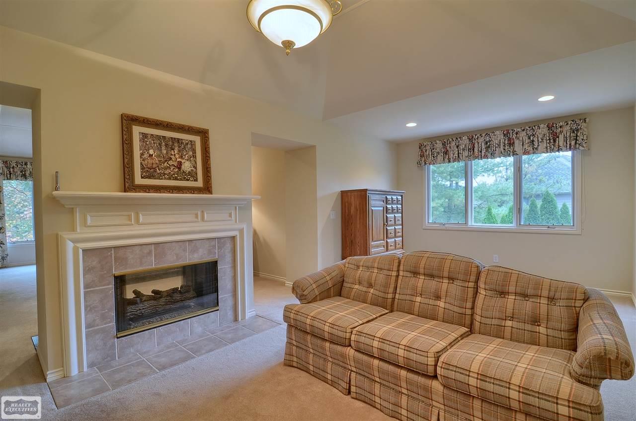 3461 Moceri Court Rochester, MI 48306 - Photo 28 of 46 31333292-27.JPG
