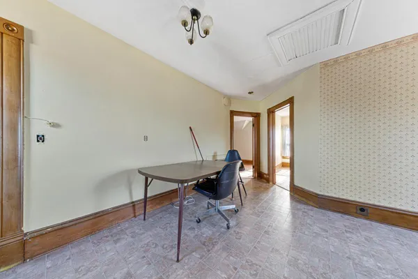 $199,000 | 208 Highway 5, Arlington, MN 55307