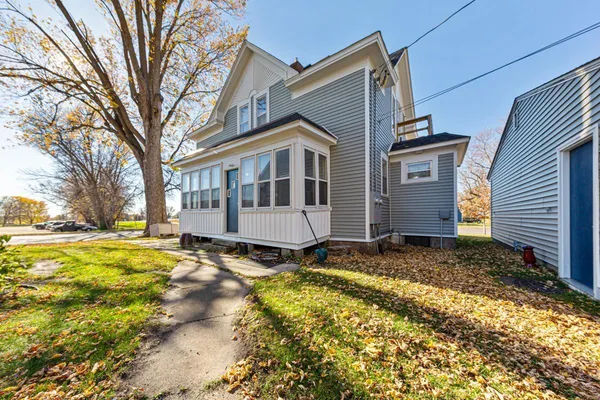 $199,000 | 208 Highway 5, Arlington, MN 55307