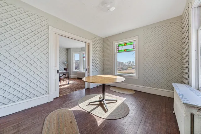 $210,000 | 208 Highway 5, Arlington, MN 55307