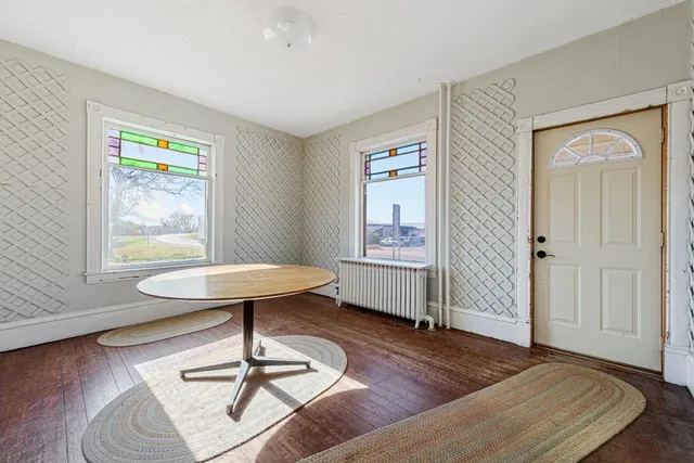 $210,000 | 208 Highway 5, Arlington, MN 55307