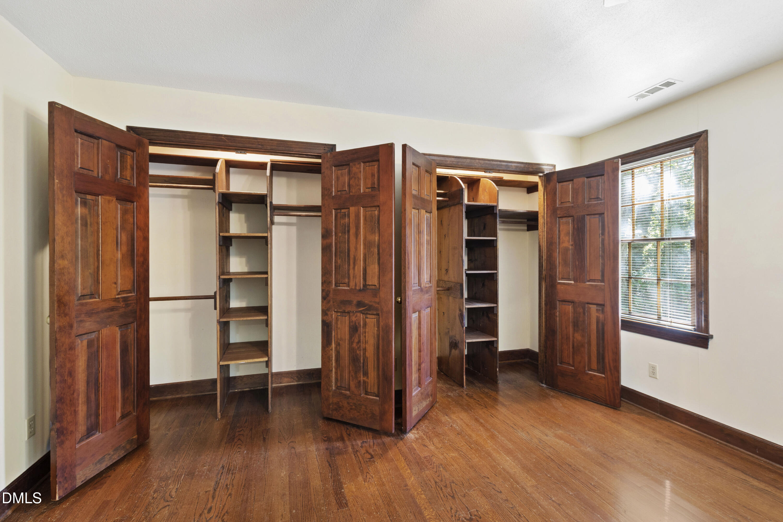 4208 Oak Park Road Raleigh, NC 27612 - Photo 34 of 66 Oak (50)