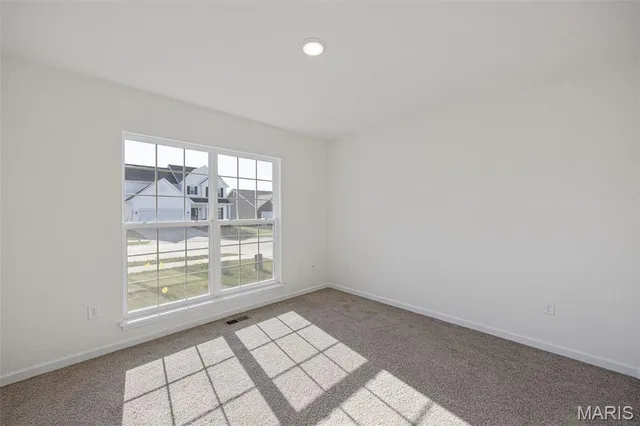 $490,000 | 5653 Sun Bear Drive, House Springs, MO 63051