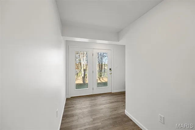 $490,000 | 5653 Sun Bear Drive, House Springs, MO 63051