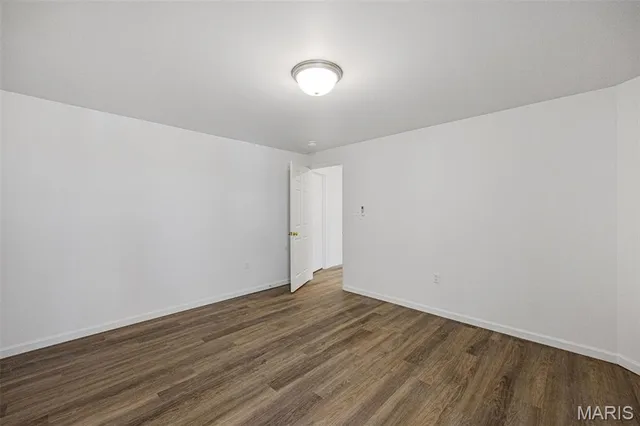 $490,000 | 5653 Sun Bear Drive, House Springs, MO 63051