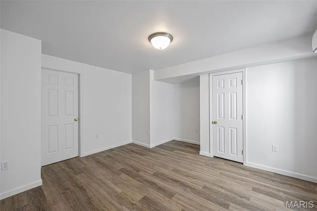 $490,000 | 5653 Sun Bear Drive, House Springs, MO 63051