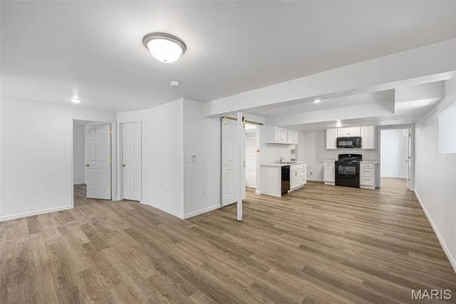 $490,000 | 5653 Sun Bear Drive, House Springs, MO 63051