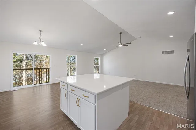 $490,000 | 5653 Sun Bear Drive, House Springs, MO 63051