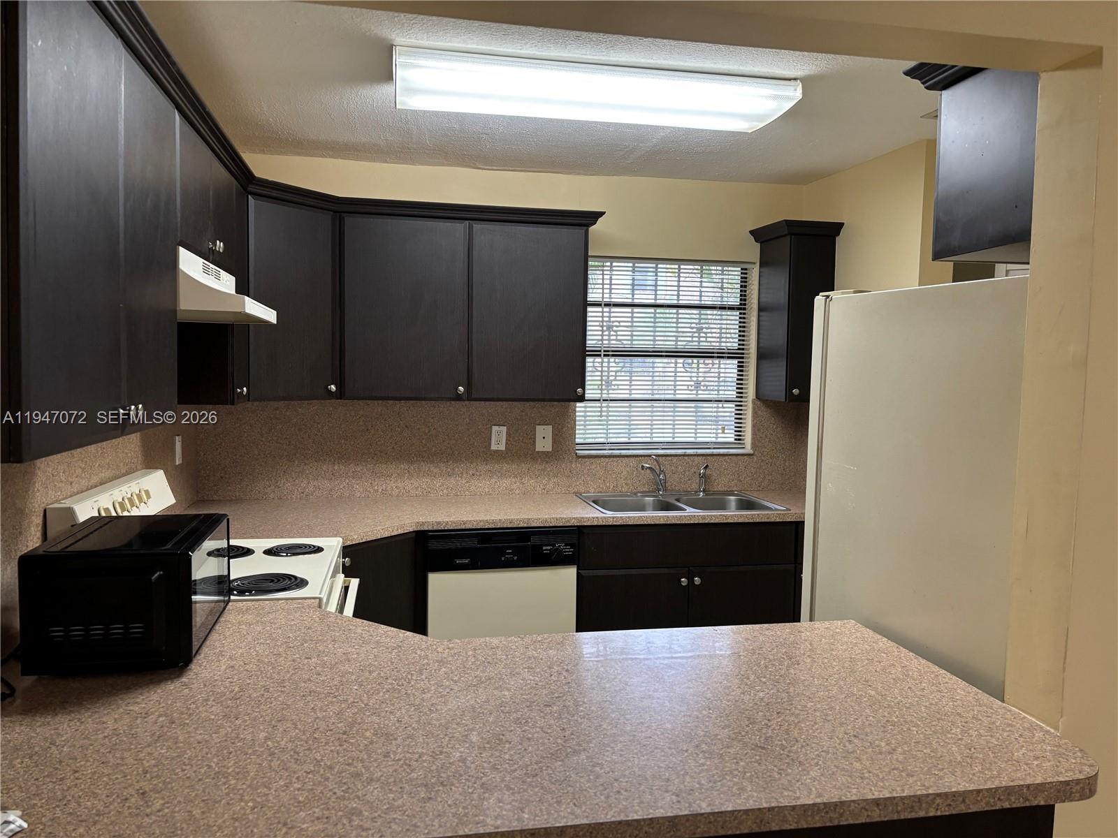 3610 Southwest 112th Avenue, Unit 62 Miami, FL 33165 - Photo 6 of 13