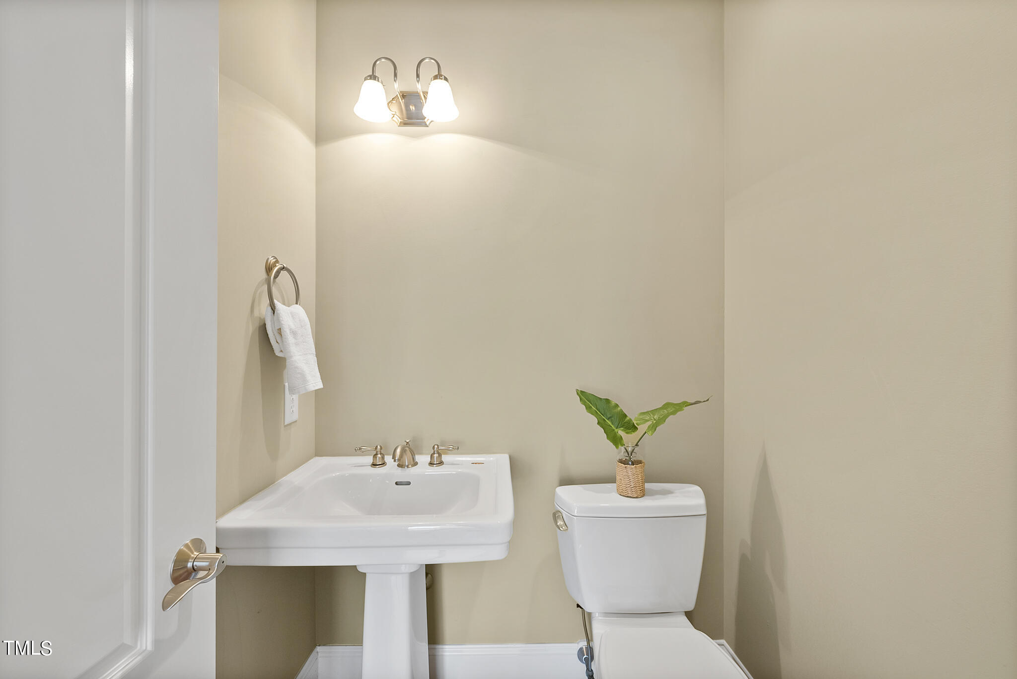 8480 Kennebec Road Willow Spring, NC 27592 - Photo 24 of 68 Powder Room