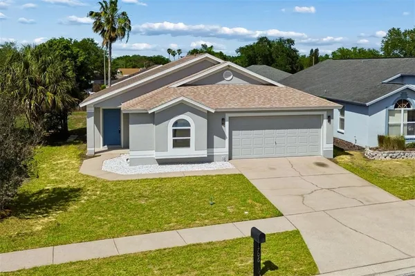 $324,900 | 1706 Erin Brooke Drive, Valrico, FL 33594