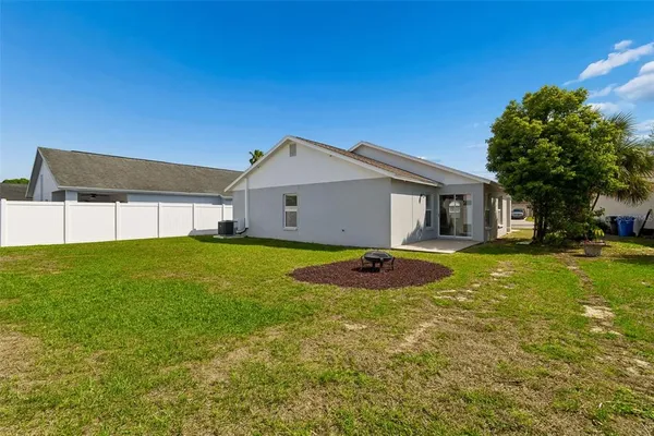 $324,900 | 1706 Erin Brooke Drive, Valrico, FL 33594