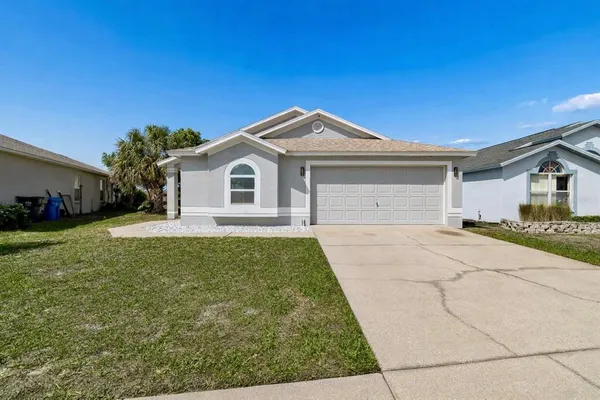 $324,900 | 1706 Erin Brooke Drive, Valrico, FL 33594