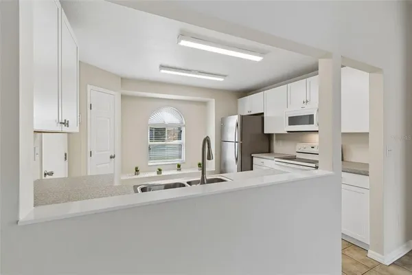 $324,900 | 1706 Erin Brooke Drive, Valrico, FL 33594