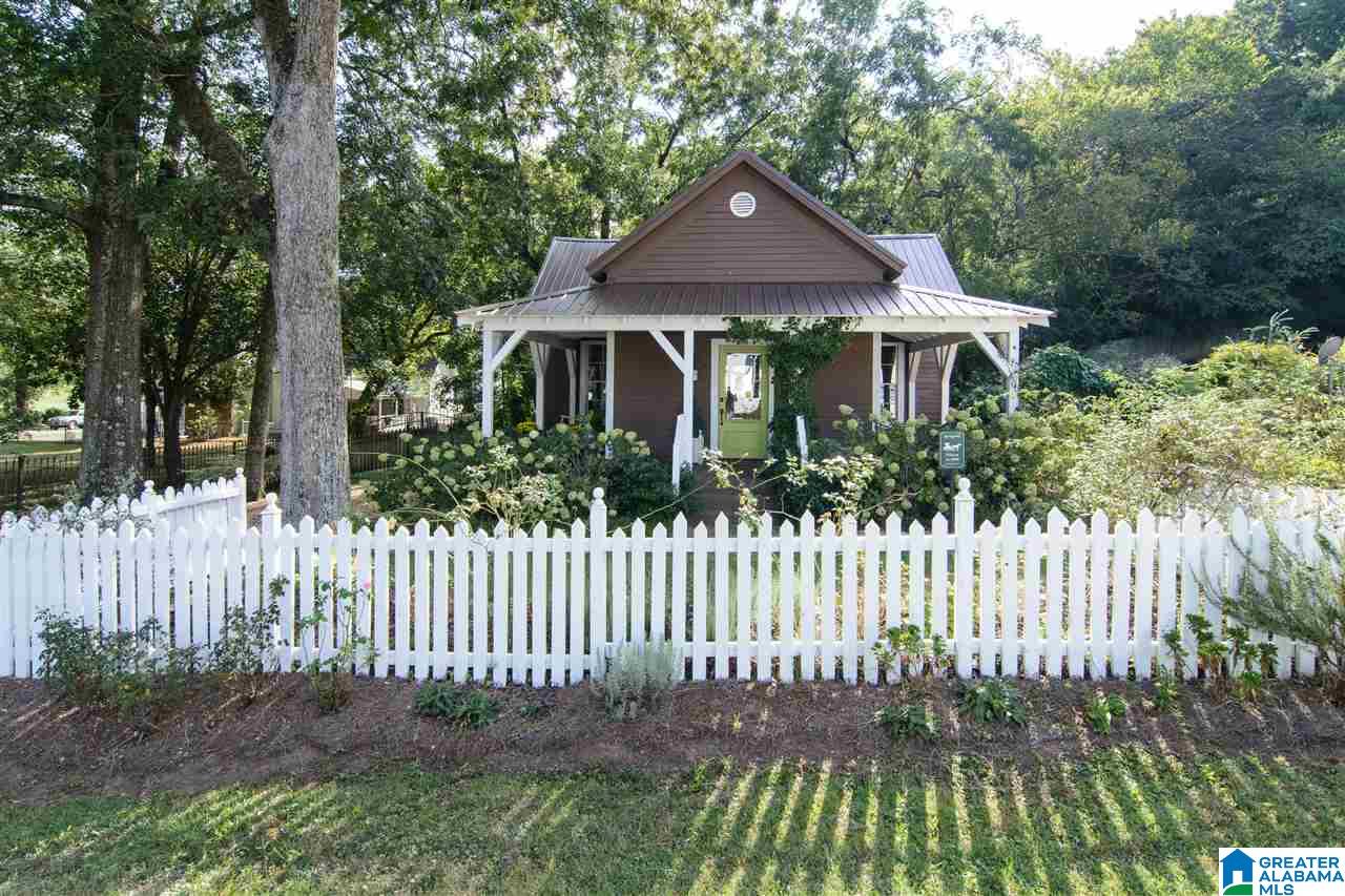 33 Pine Street Springville, AL 35146 - Photo 2 of 50