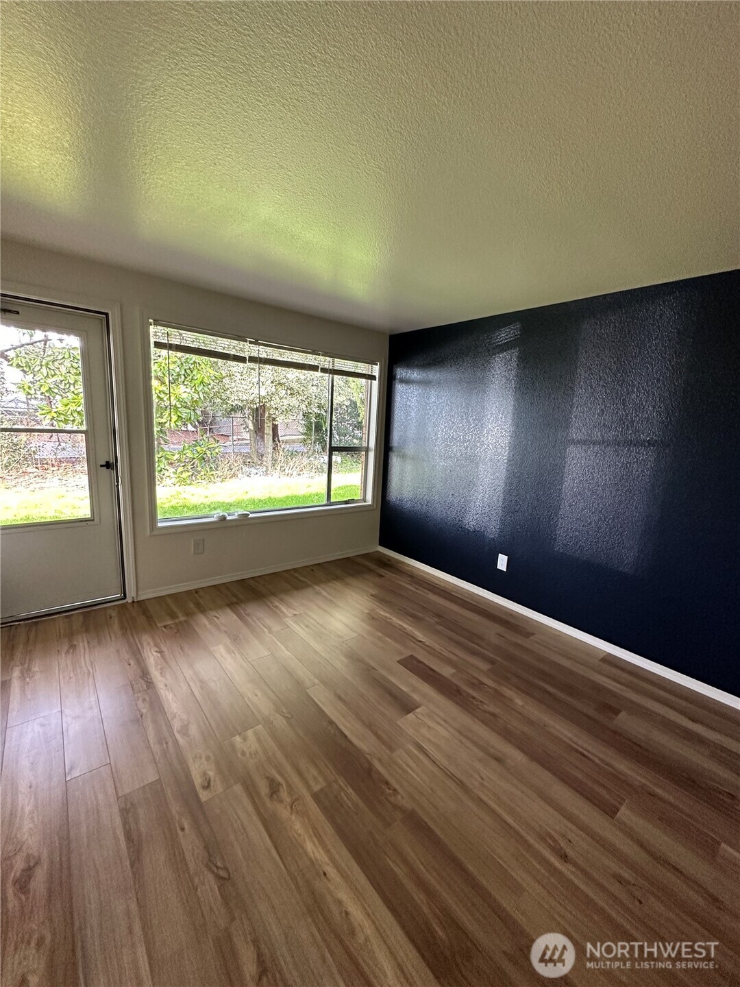 609 Shattuck Avenue South, Unit 7 Renton, WA 98057 - Photo 5 of 18