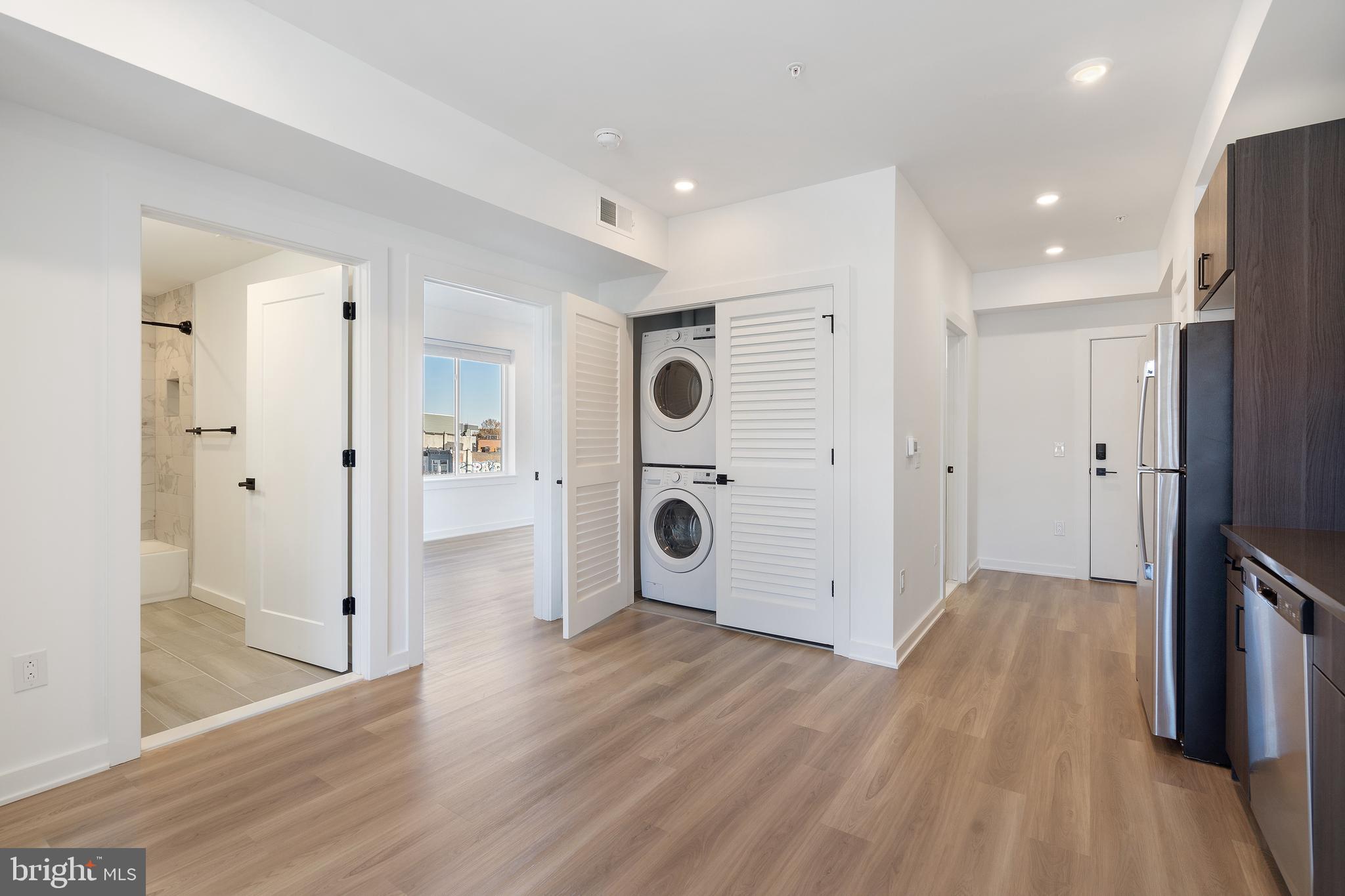 2111 North Front Street, Unit 505 Philadelphia, PA 19122 - Photo 2 of 14