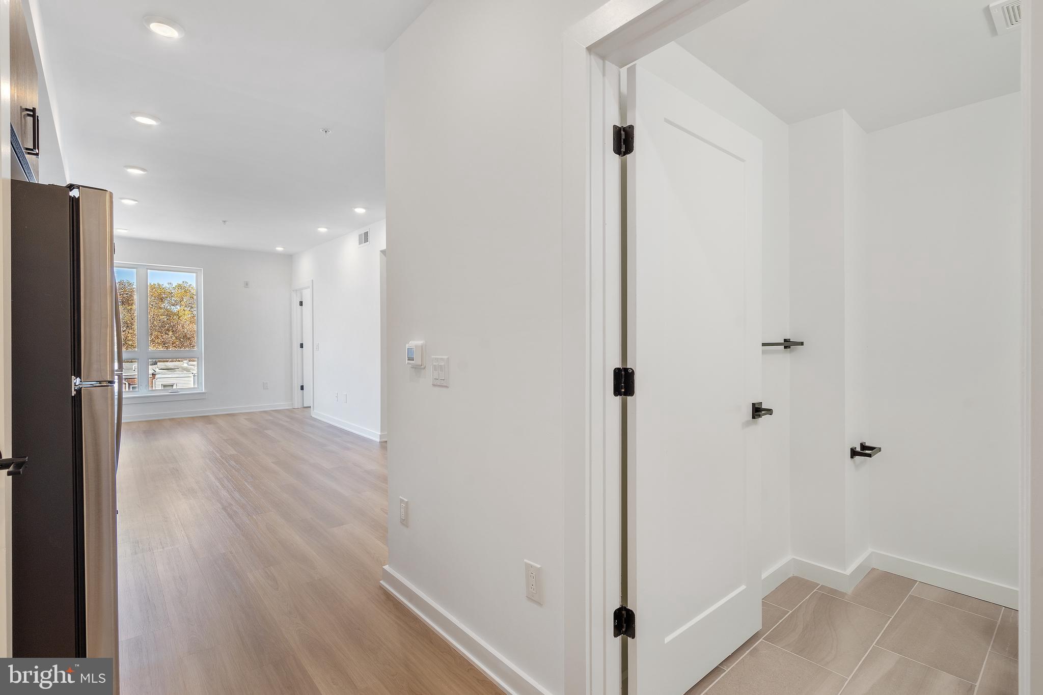 2111 North Front Street, Unit 505 Philadelphia, PA 19122 - Photo 4 of 14