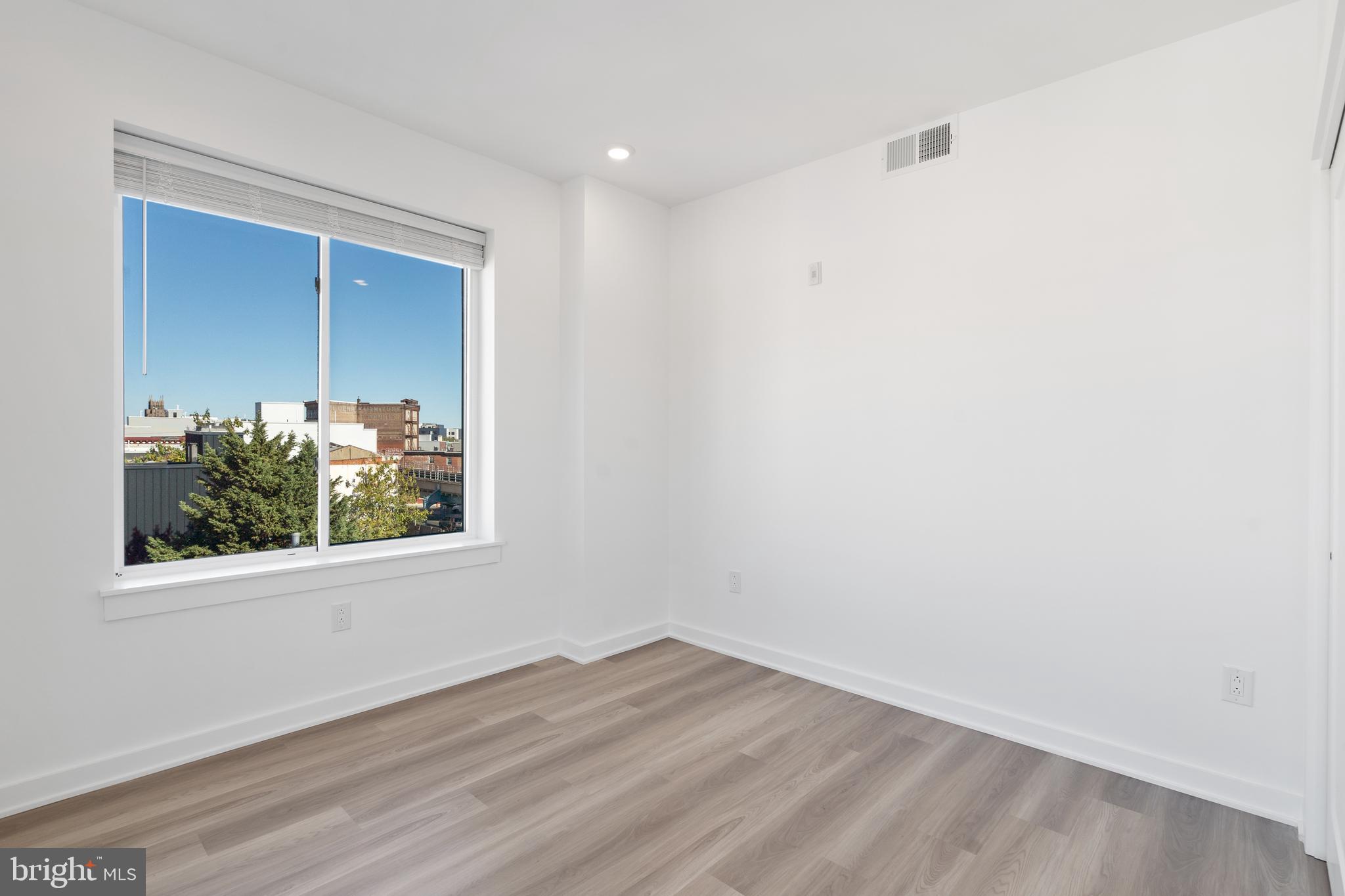 2111 North Front Street, Unit 505 Philadelphia, PA 19122 - Photo 10 of 14