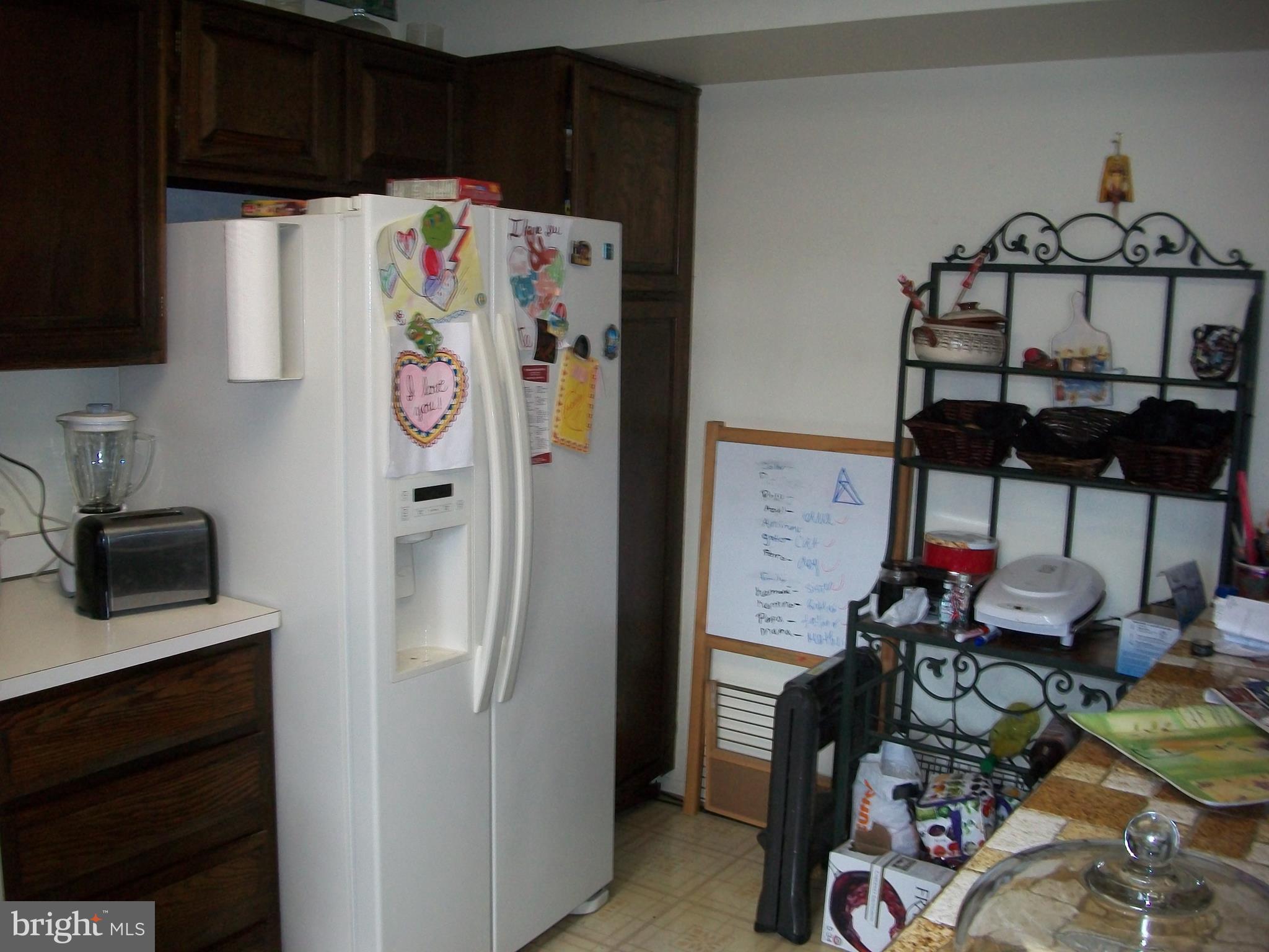9070 Centerway Road Gaithersburg, MD 20879 - Photo 7 of 15 Kitchen