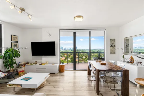 $3,400 | 2301 Southwest 27th Avenue, Unit 1203, Miami, FL 33145