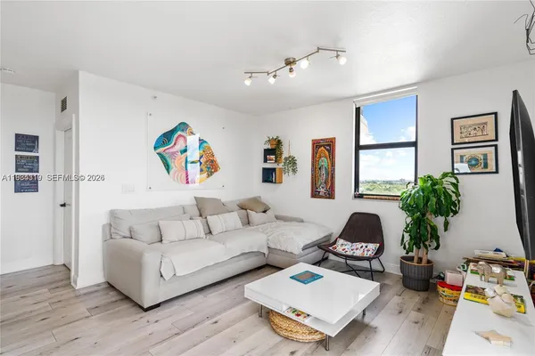 $3,400 | 2301 Southwest 27th Avenue, Unit 1203, Miami, FL 33145