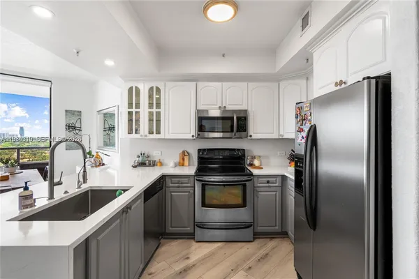 $3,400 | 2301 Southwest 27th Avenue, Unit 1203, Miami, FL 33145