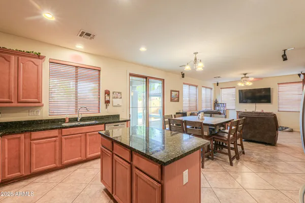 $599,999 | 1538 East Nightingale Lane, Gilbert, AZ 85298