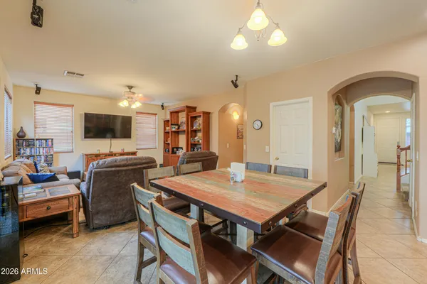 $599,999 | 1538 East Nightingale Lane, Gilbert, AZ 85298